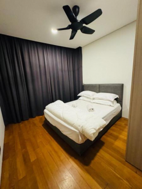 URBAN COMFY HOME at SkySuites Near KLCC Complimentary Breakfast